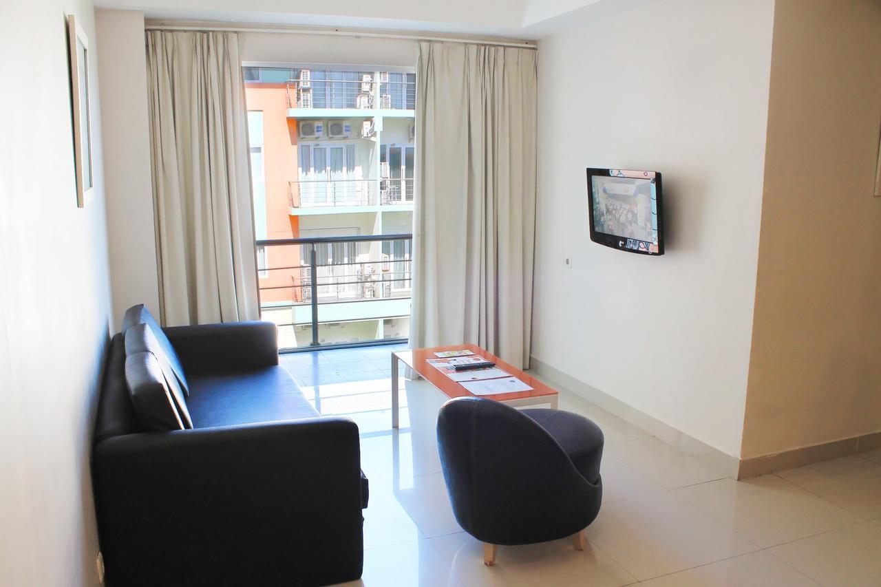 Harris Hotel & Residences Riverview Kuta, Bali Kuta Lombok Dış mekan fotoğraf